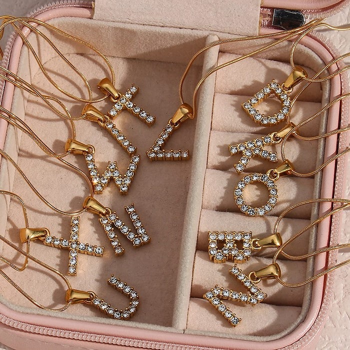 Buchstaben Kette Zirkonia 18K Vergoldet