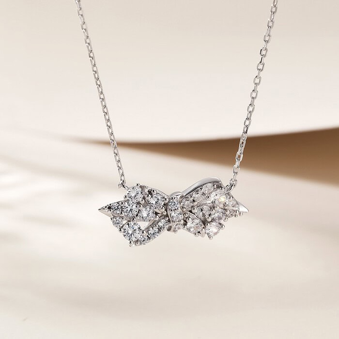 Schleifenanhänger kette
