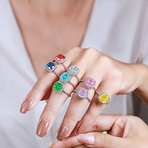 Verlobungsring mit Zirkonia