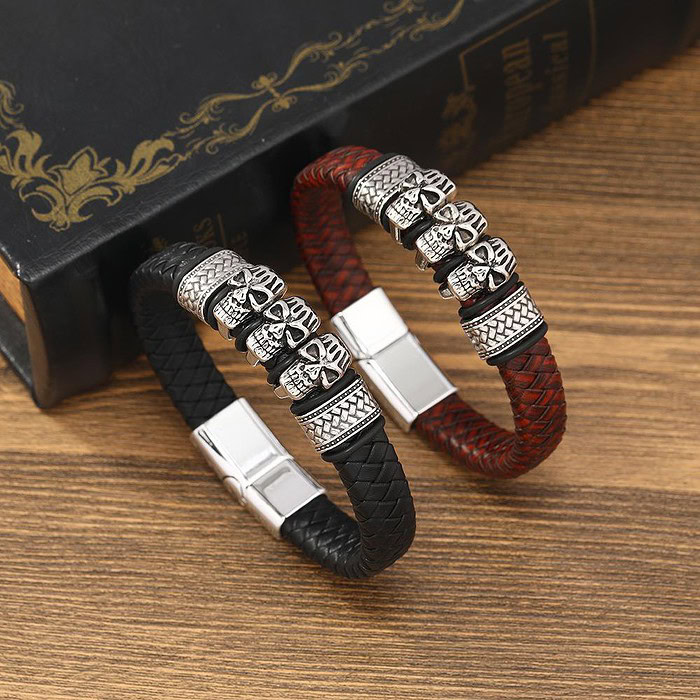 Lederarmband Mit Totenkopf