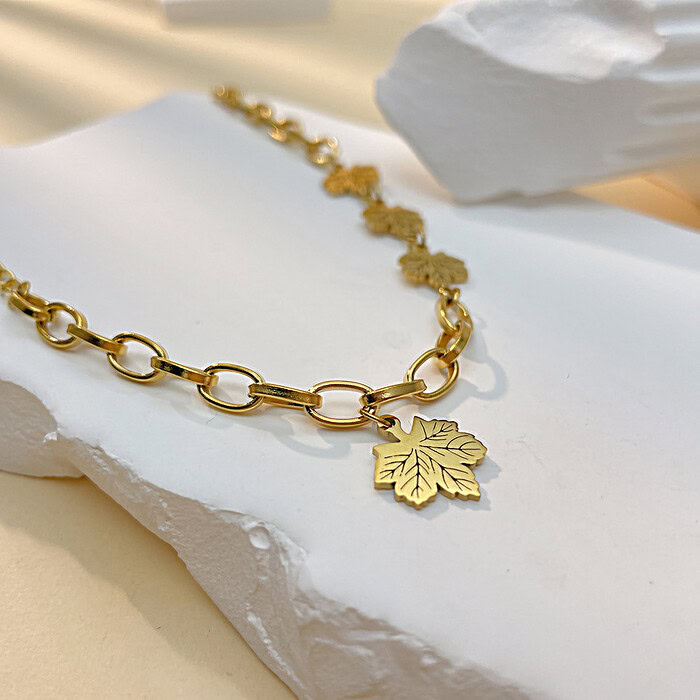 Leaf Anhänger Armband