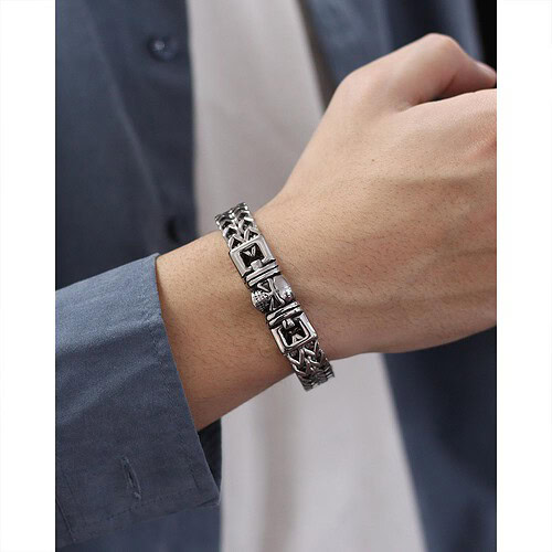 Armband Mit Totenkopf Magnetverschluss