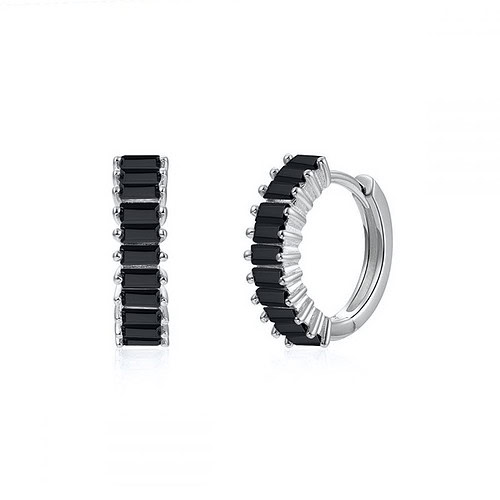 Silberne Creolen mit Schwarze Zirkonia