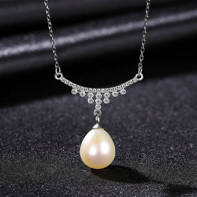 Damen Vintage Kette mit perlenanhänger