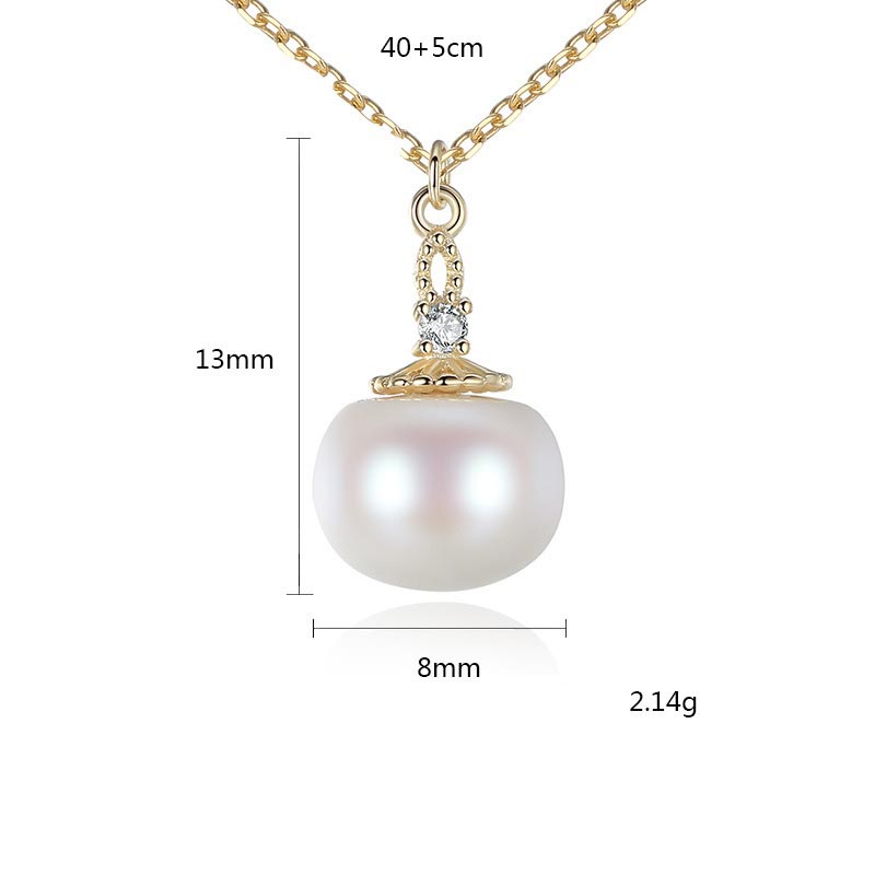 Goldene Kette mit Perlenanhänger