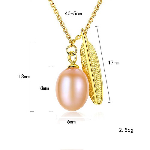 Goldene Kette mit Perle und Feder