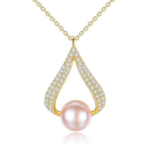Goldene Kette mit Perlenanhänger