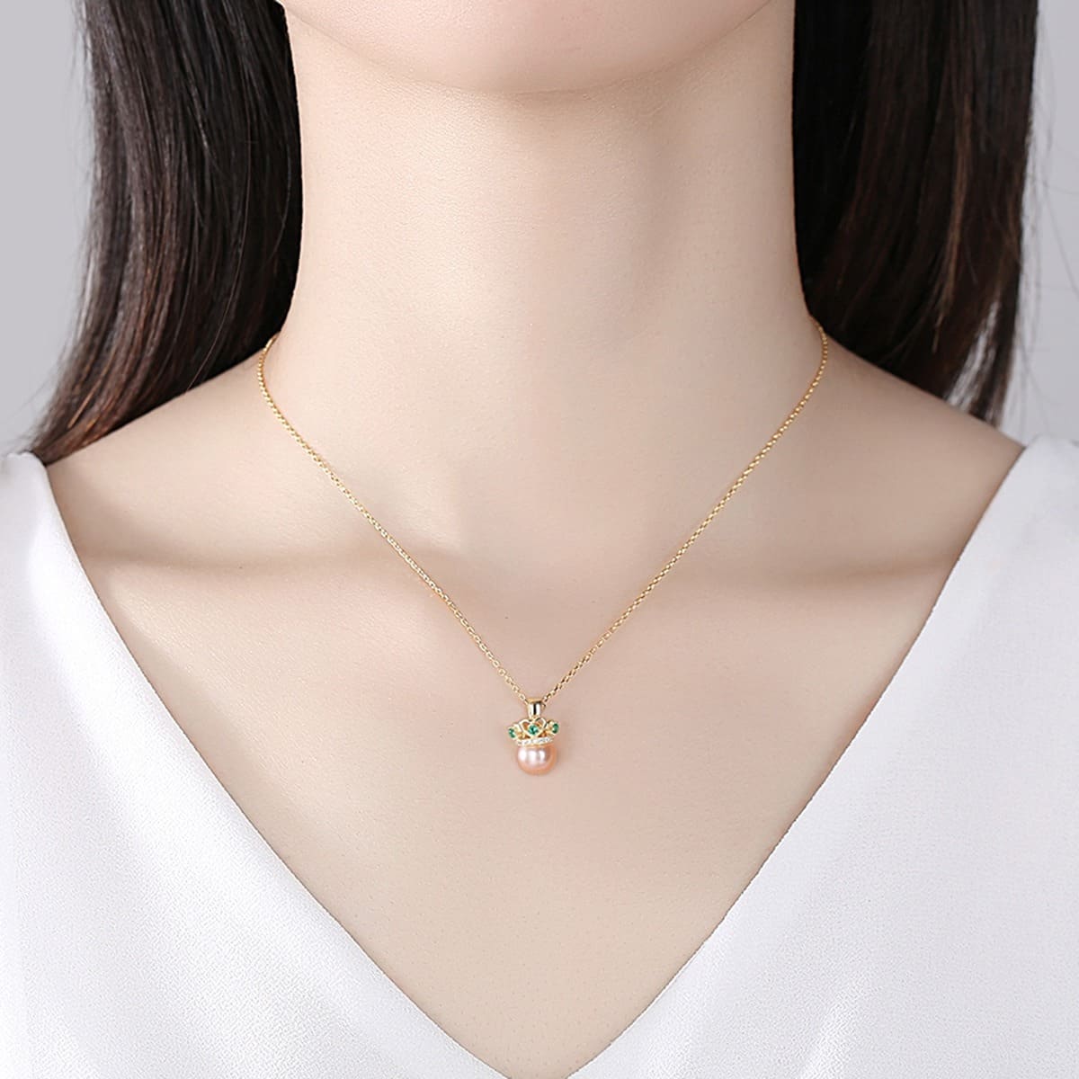 Krone Kette mit Süßwasserperlen