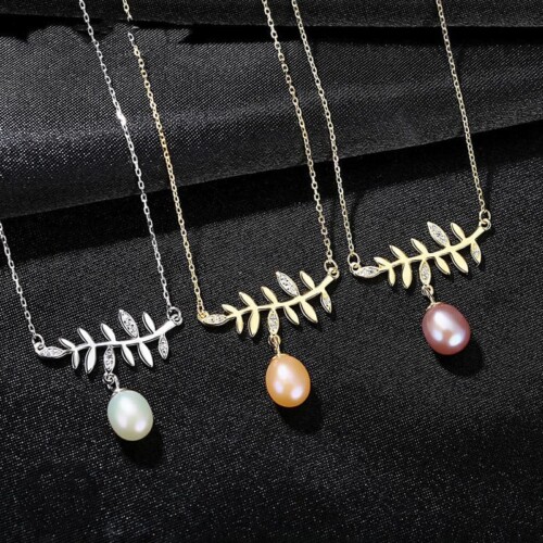 Goldene Kette Damen mit Perlenanhänger