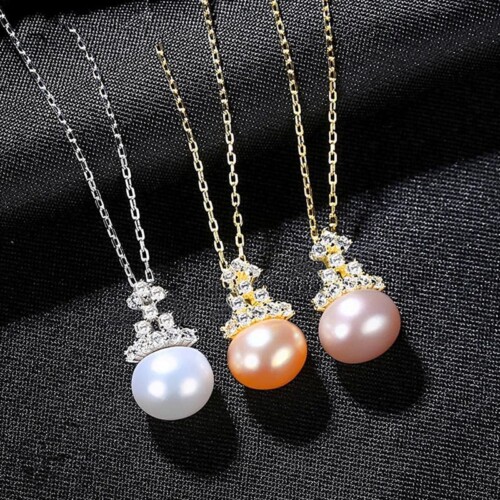 Goldene Kette mit Perlenanhänger Lavendel
