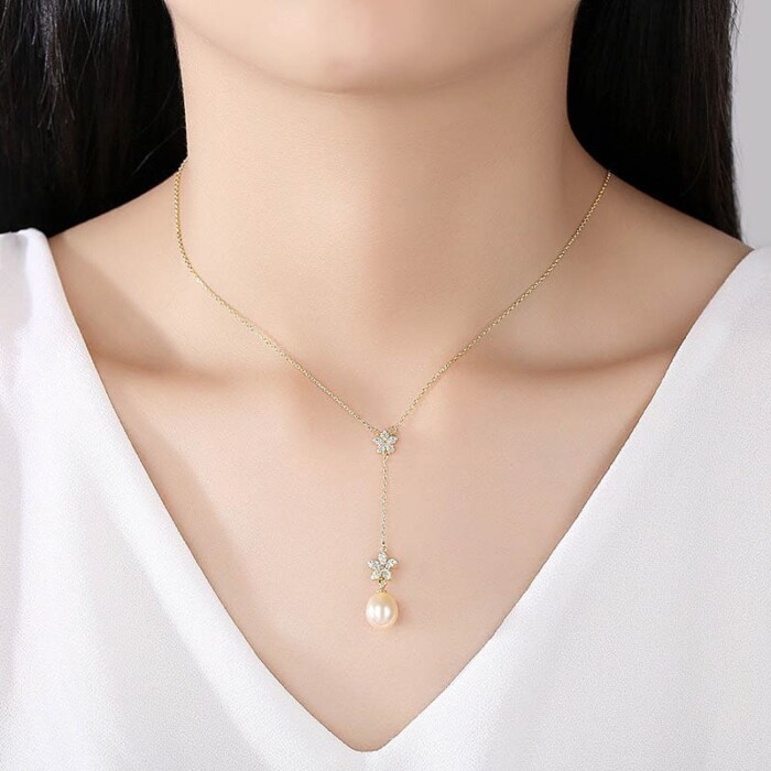 Blumen Kette mit Perlenanhänger