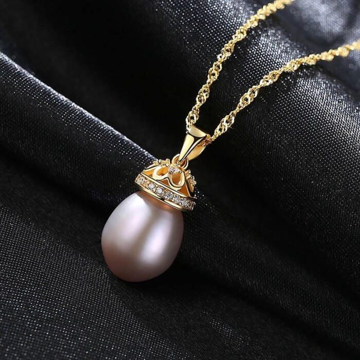 Vergoldete Krone Kette mit Perlenanhänger