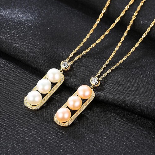 Schote goldene Kette mit 3 Perlen