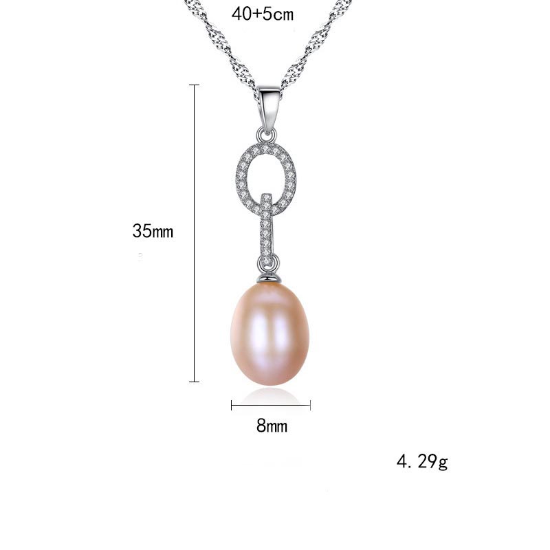 Kette mit Perlen und Zirkonia
