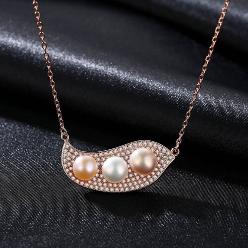 Süßwasserperlen Kette mit Plättchen
