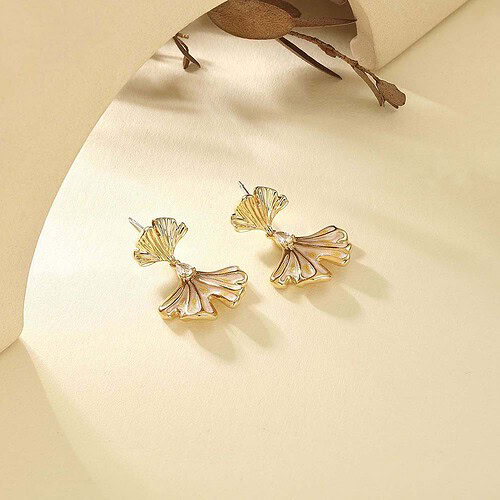 Goldene Ginkgo Ohrringe für Damen