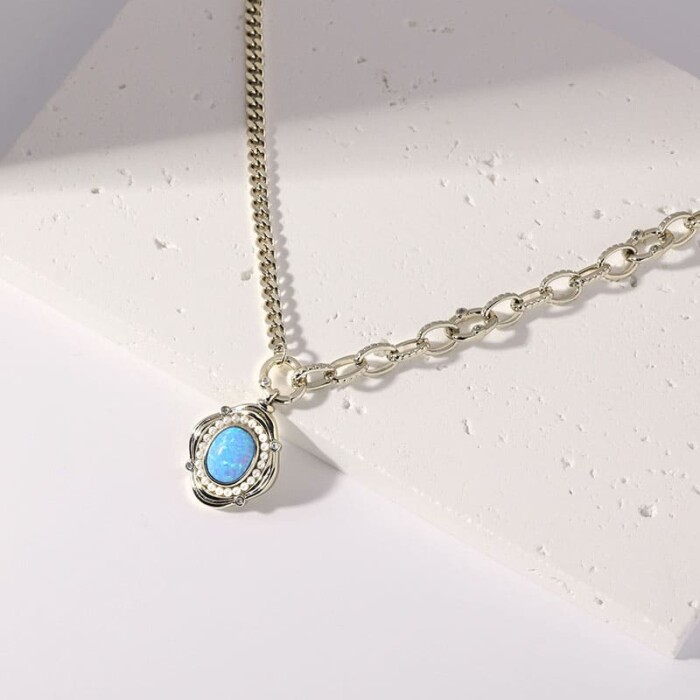 Modeschmuck Kette mit Opal Anhänger
