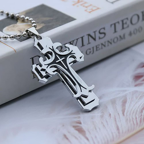 Ketten mit Kreuz für Männer