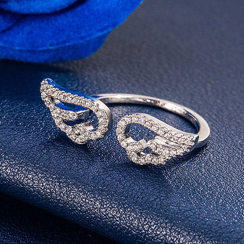 Engelsflügel Ring mit Zirkonia