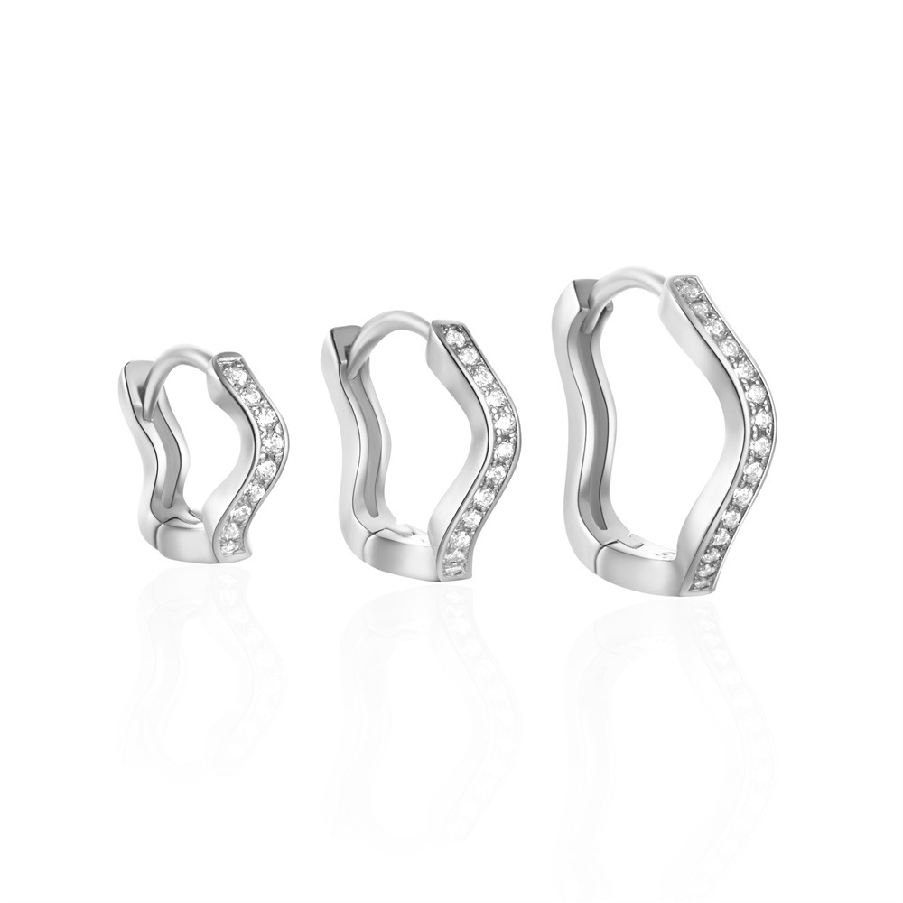 Gedrehte Ohrringe Set mit Zirkonia