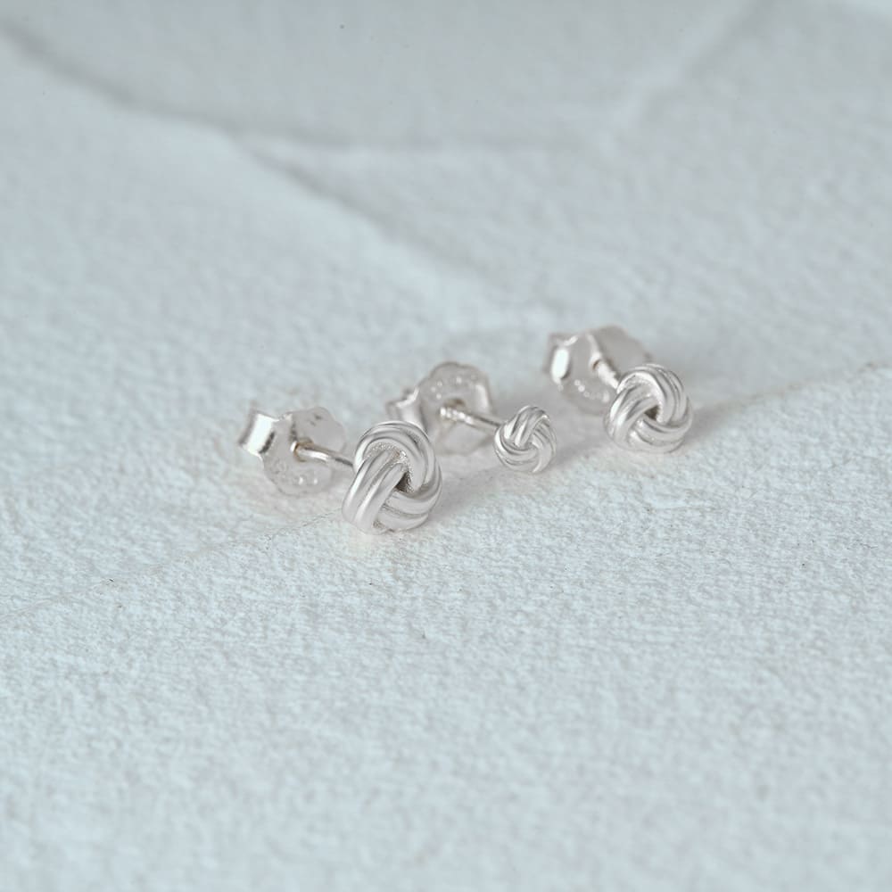 Knoten Ohrstecker Set Silber Rhodiniert – Bild 5